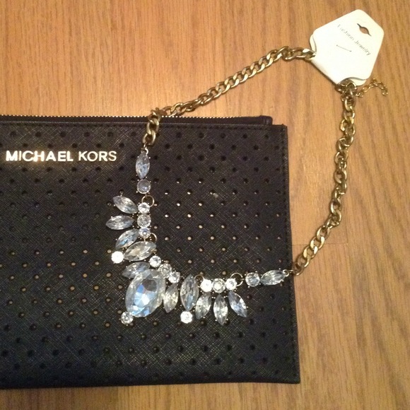 Jewelry - 💎Luxury Crystal Rhinestone Necklace💎🎀