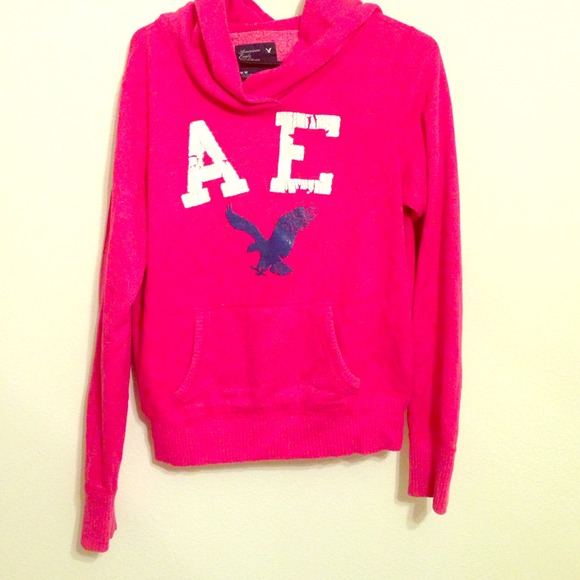 Pink AE hoodie!