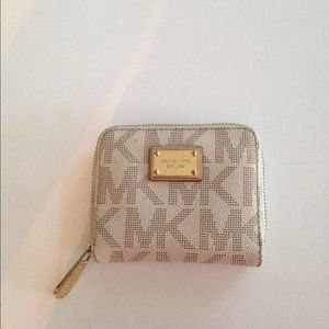 mk wallet