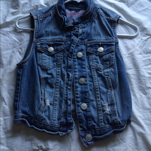 Jean vest.