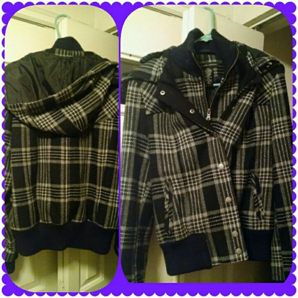 GOING TO CONSIGNMENT plaid winter coat