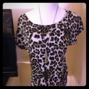 Animal print tee