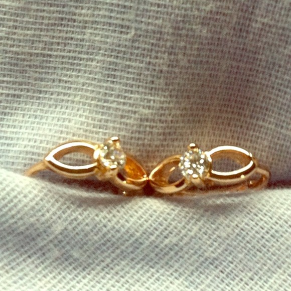 Jewelry - Crystal 14k gold filled huggie earrings
