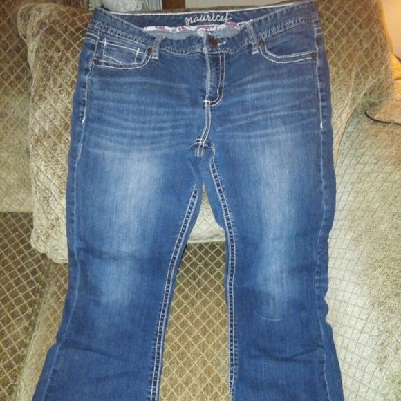 Maurices jeans