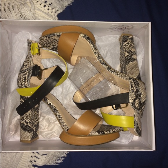 The Limited Remie Heel 👡👗