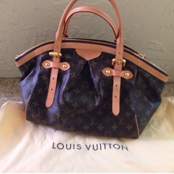 🎉🎉Authentic LV Tivoli GM 🎉