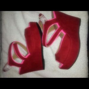 $9 Final  Red /Pink Wedges