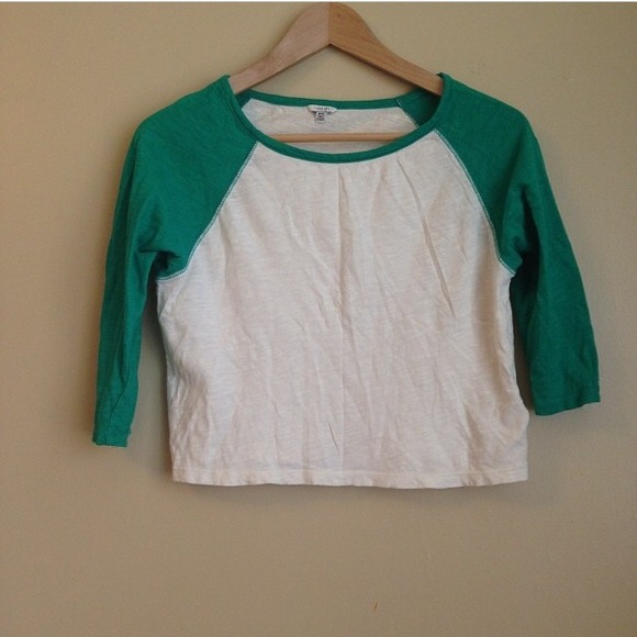 Raglan Crop Top
