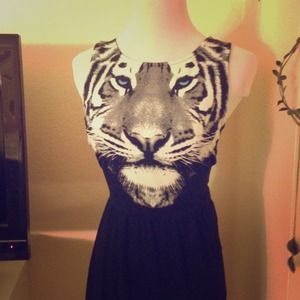 Tiger sleeveless dress