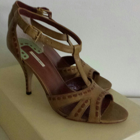 MAXSTUDIO SHOES