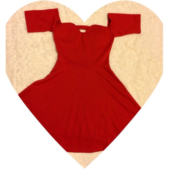 NWOT Red Off Shoulder Sweetheart Dress