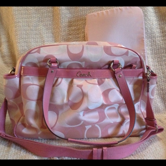 🔴SOLD🔴 Adorable Coach Pink Diaper Bag