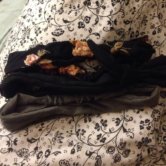 bundle of 3 brandy melville headbands