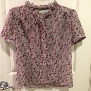 Floral short sleeve blouse