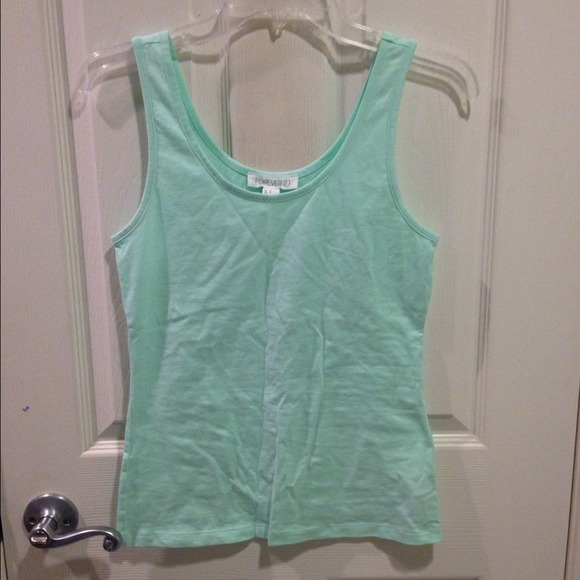 SOLD Mint stretchy tank top