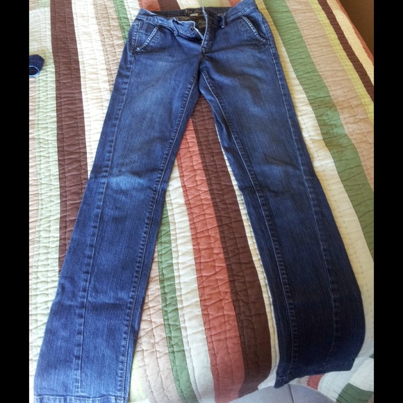 Old Navy Jeans size is 1 long.