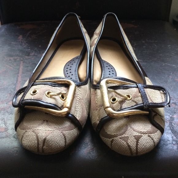 Coach Flats