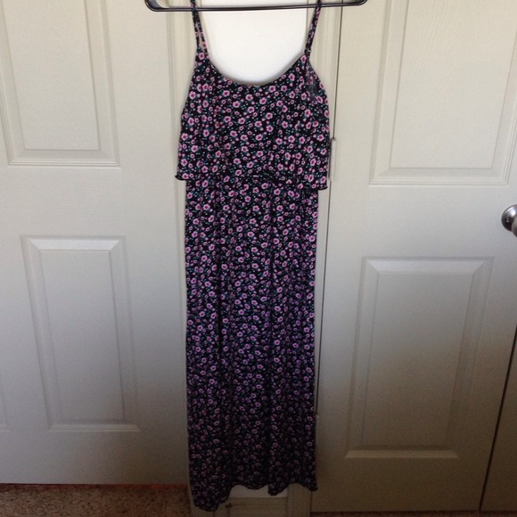 Floral Maxi Dress NEVER WORN!