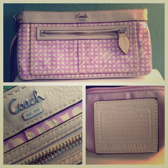 Coach clutch!!!!  Beautiful bag!