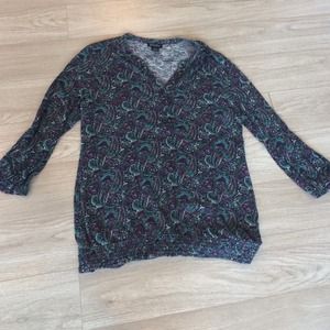 Lucky brand- paisley top- navy