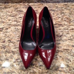 Ann Taylor LOFT Dark Red Patent Pumps