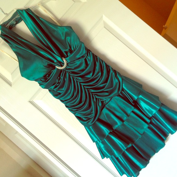 Dresses & Skirts - 🚫SOLD AT COMMUNITY SALE🚫