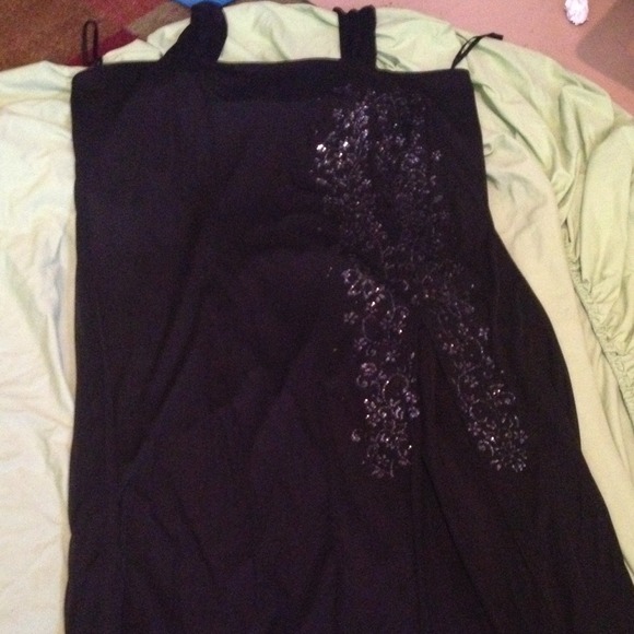 Formal strap dress in black and silver