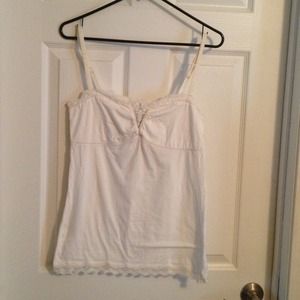 NWOT American Eagle tank with V lace detail
