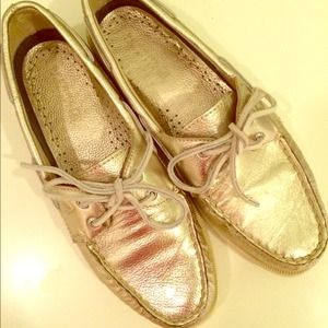 Women's Gold Sperry's Top Siders 👟 great deal!!!