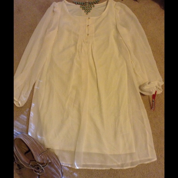 Beige Shift Dress! - Picture 1 of 2