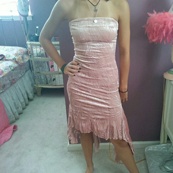 🎉Sale🎉Pink crushed velvet dress