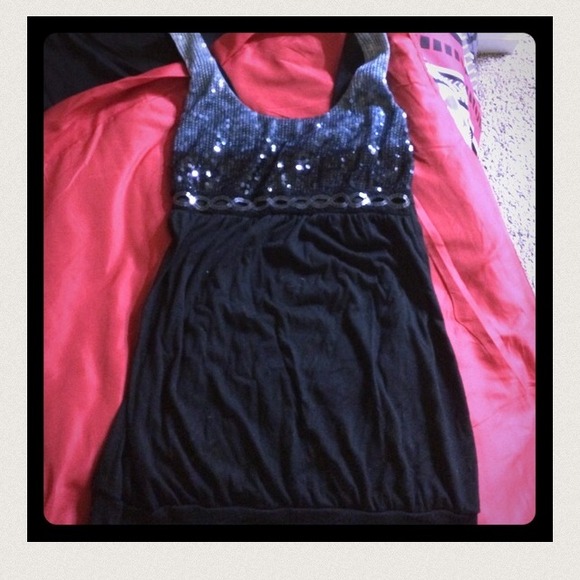 Hot!!!! - Picture 4 of 4