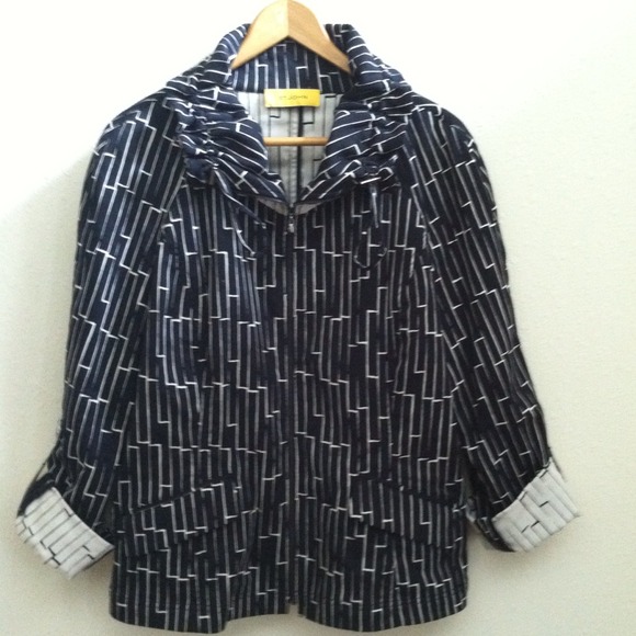 St. John Black and white jacket