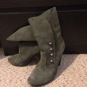 MIA olive green suede boots