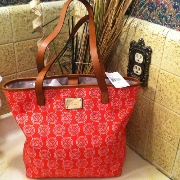 MICHAEL Michael Kors Handbags - Michael Kors purse