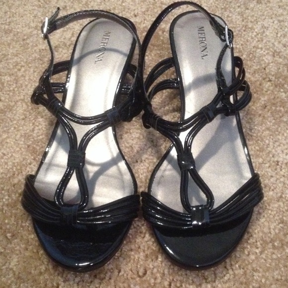 Black Dress Sandals