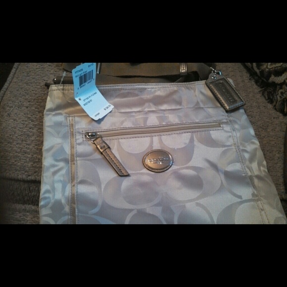 COACH 100 % Authentic Flag Bag!
