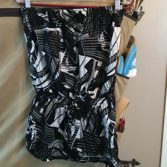 🌴Tribal Printed🌴 Tunic lightweight and unlined - Picture 1 of 4
