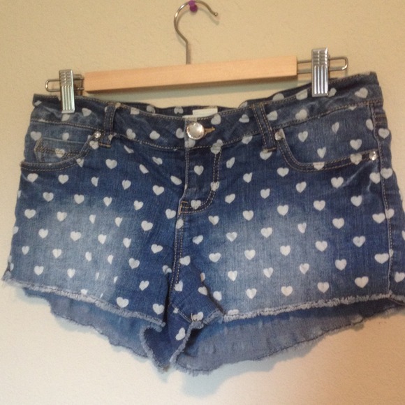 Polka-heart shorts ❤️