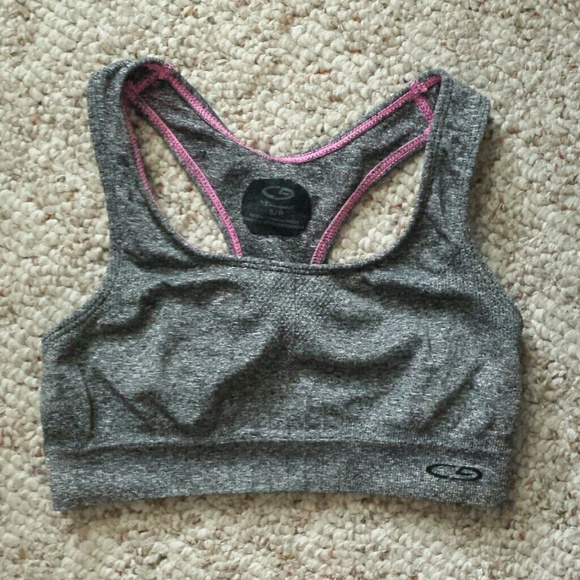 Sports bra