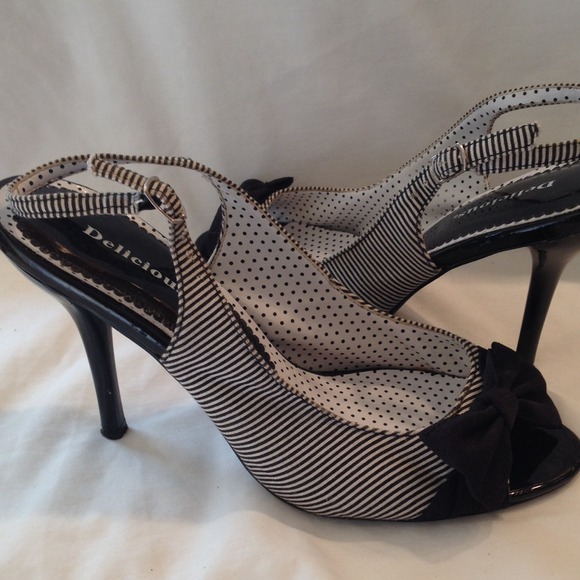 ✂️✂️PRICE CUT✂️✂️Fabric open toe with sling back - Picture 1 of 4
