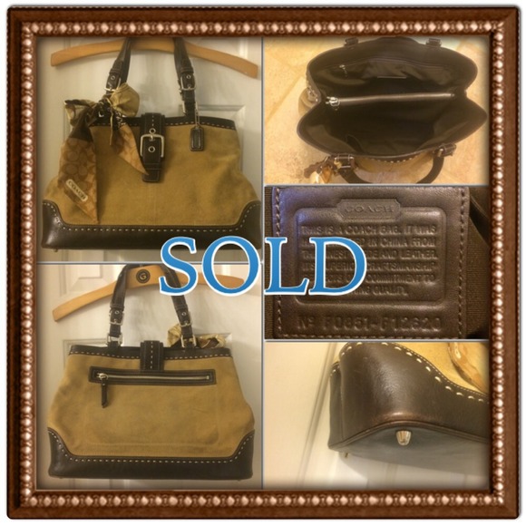 **SOLD on another site!**💕Authentic Coach Bag! 👜