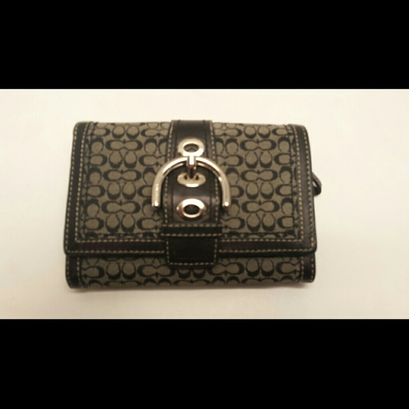 Coach wallet. Black and gray cc