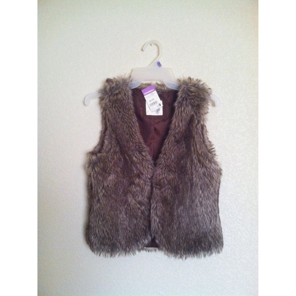 Fur vest