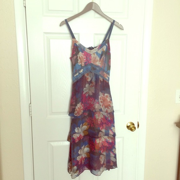 💥price reduced💥Silk floral dress.
