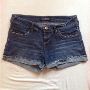 Classic Levi's cutoffs