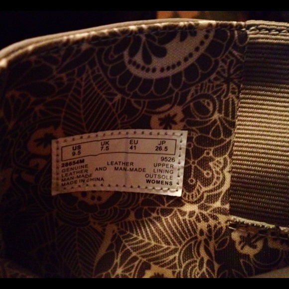 BUNDLED Timberland leather boots - Picture 2 of 4