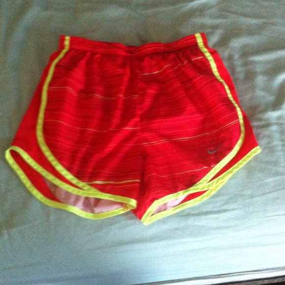 Nike tempo athletic running shorts size xs