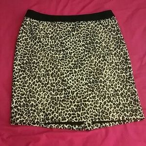 Nine West cheetah print skirt