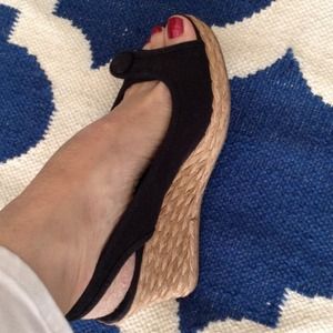 Cute black canvas wedges size 9 !